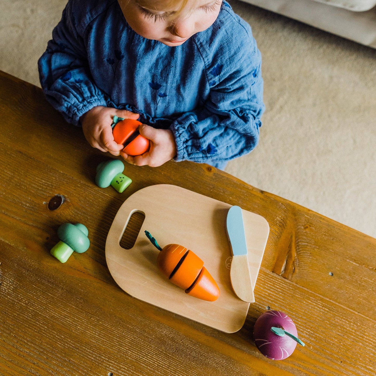 NEW! Happy Wooden Veggies Cutting Veg