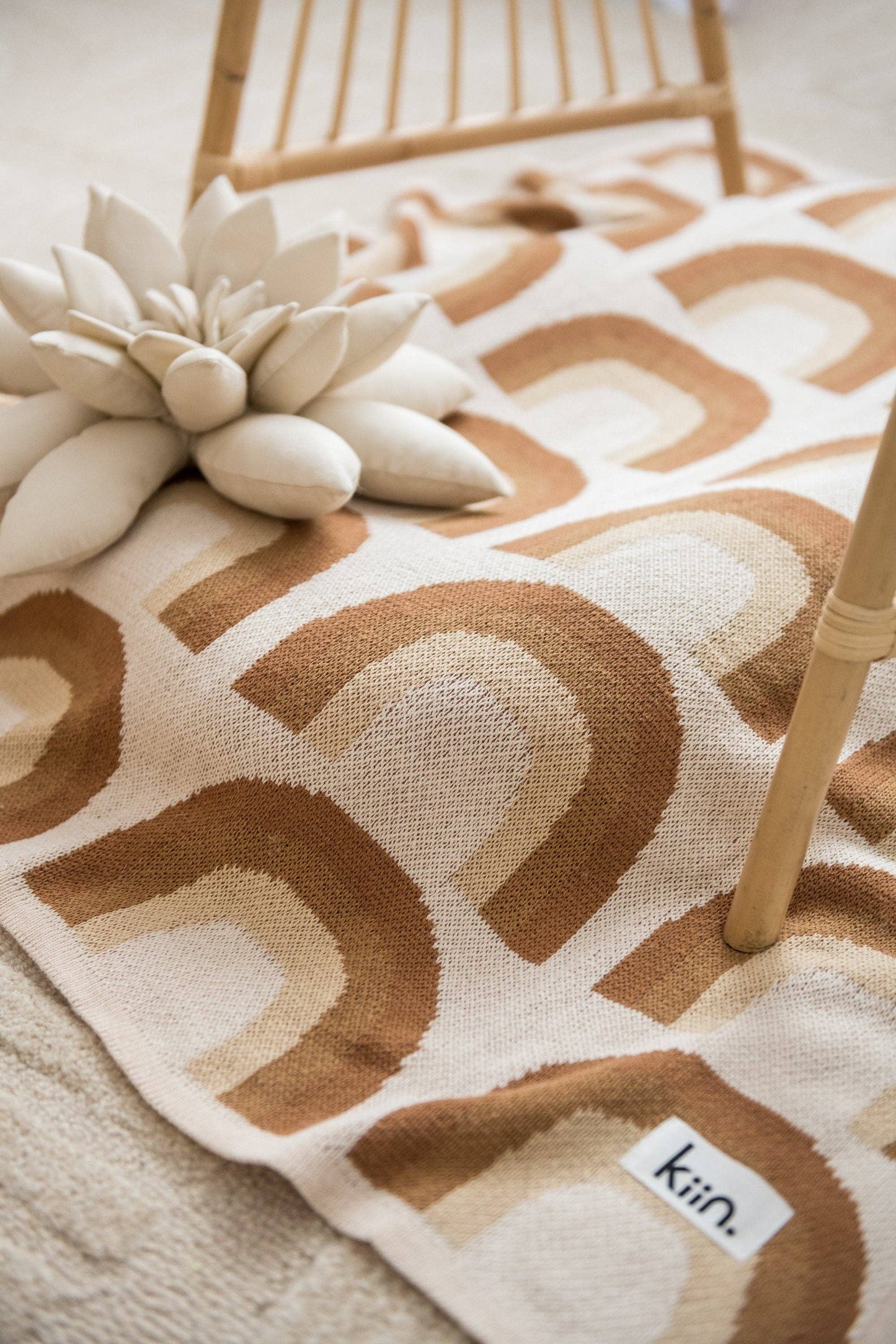 Organic Cotton Knitted Blanket: Bloom
