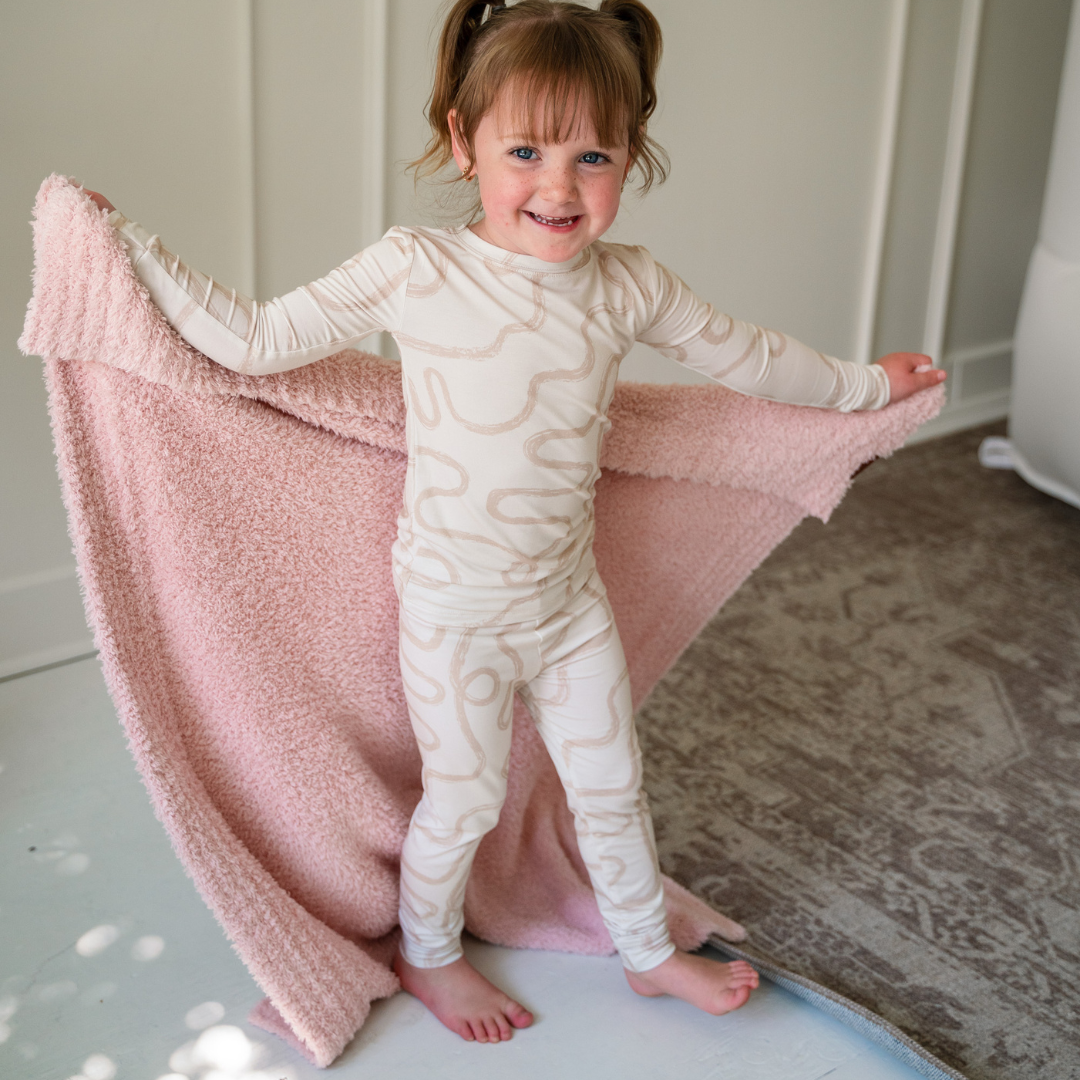Plush Toddler Blankets | 30" x 40": Plush - Caramel Smiles