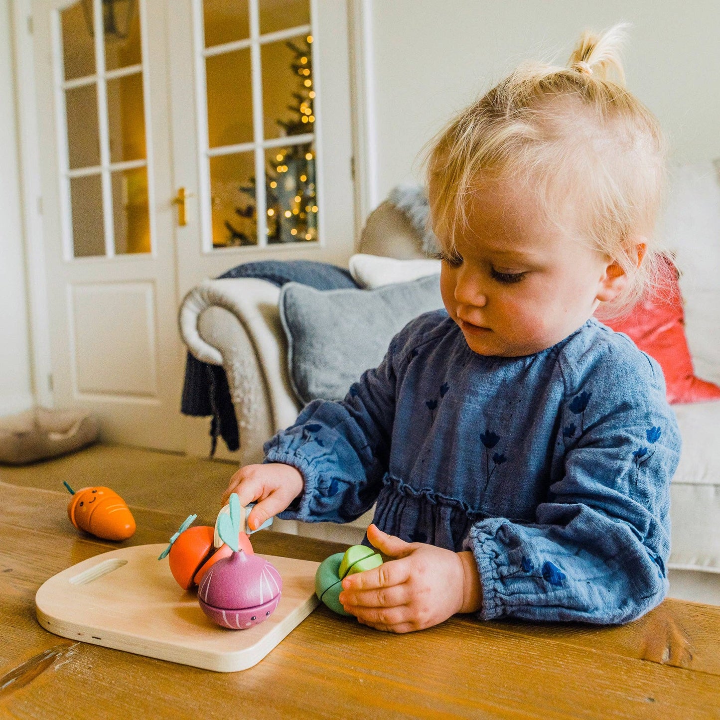 NEW! Happy Wooden Veggies Cutting Veg