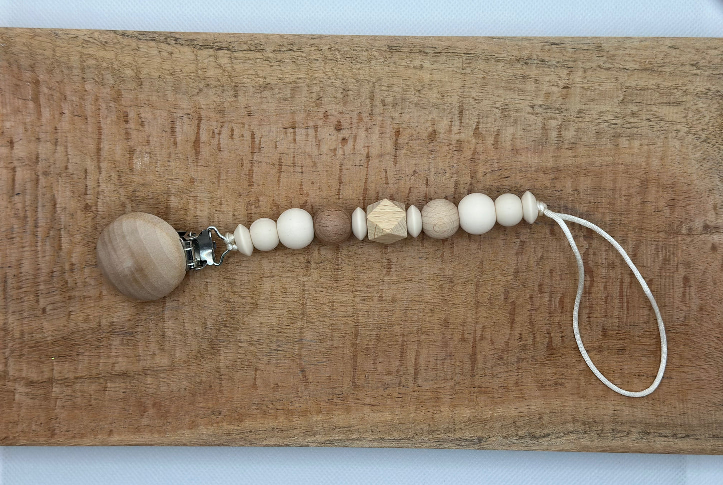 Pacifier clip