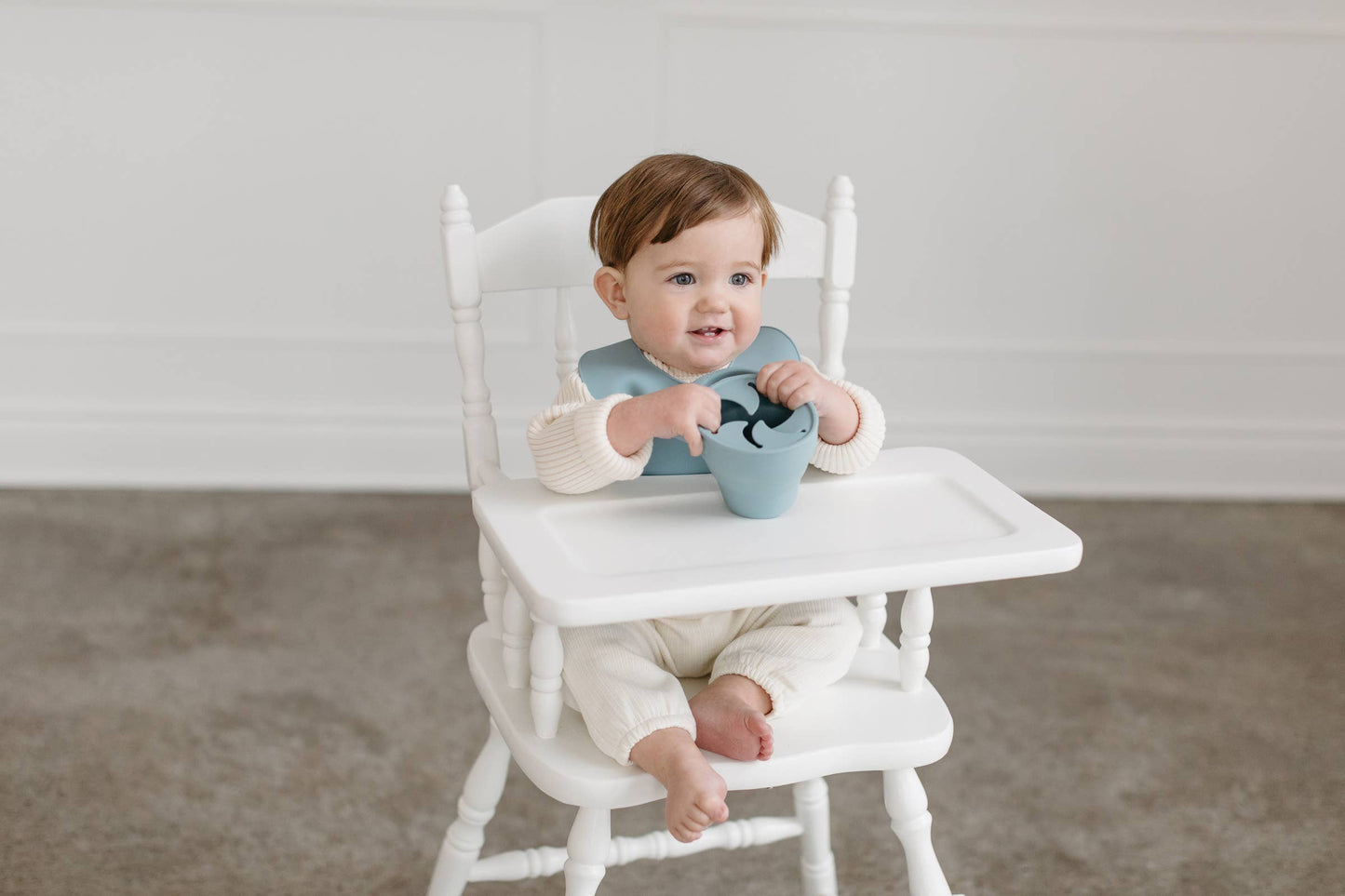 Lidded Silicone Snack Cup