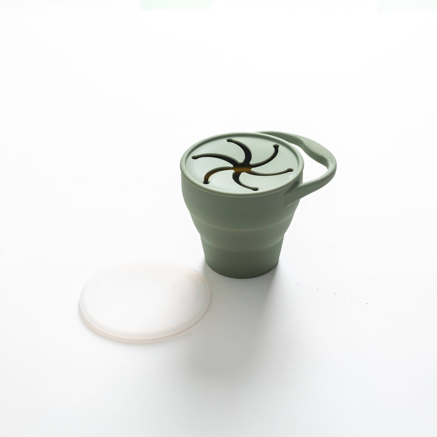Lidded Silicone Snack Cup