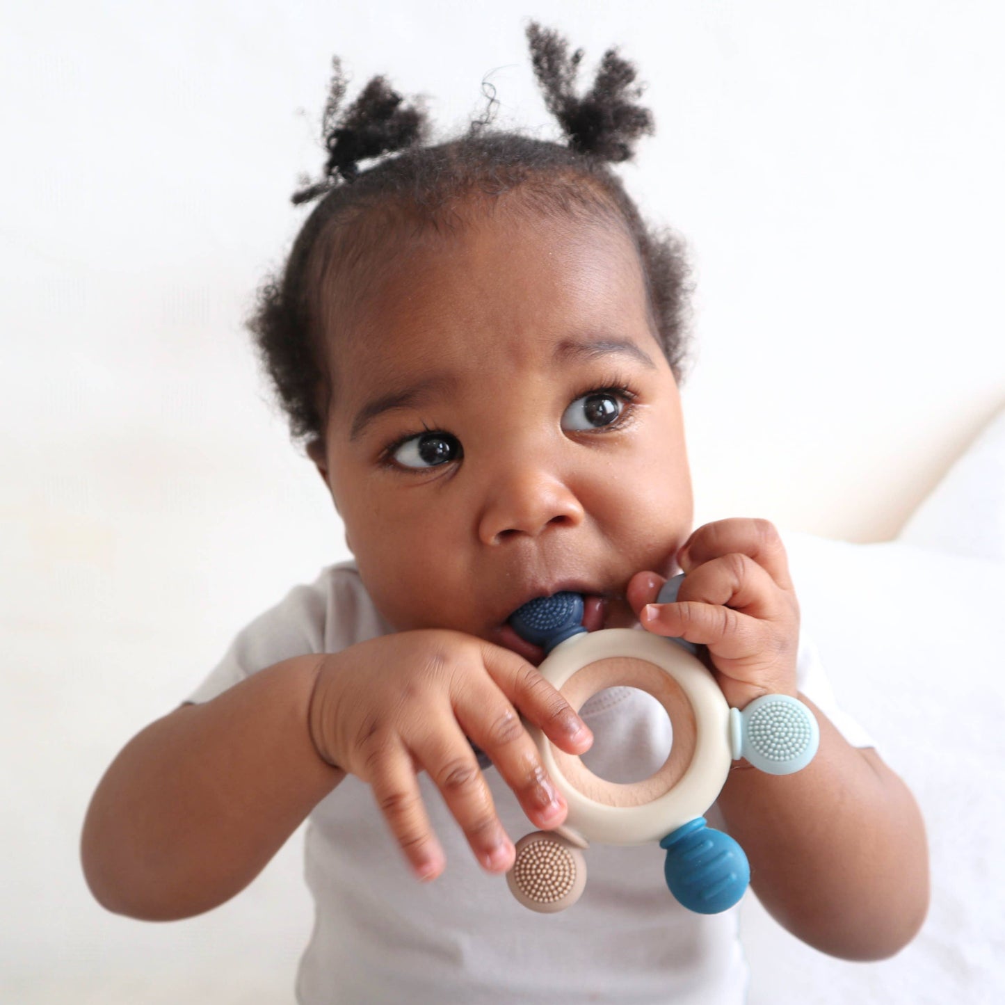 Teether Ring - Blue Tones: Artic Blue Tones