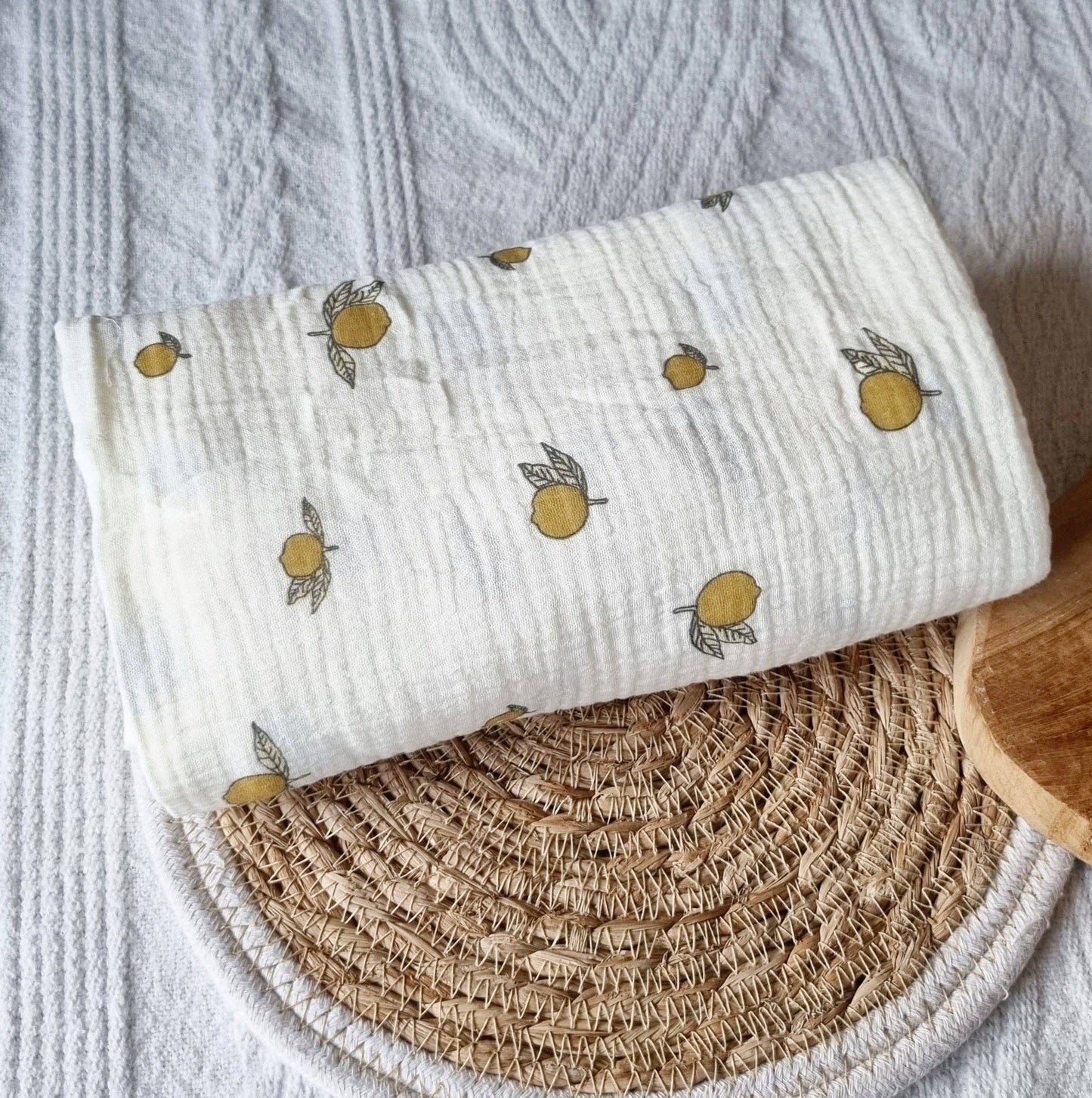 Muslin Swaddle - Beige with Lemons 130x110cm