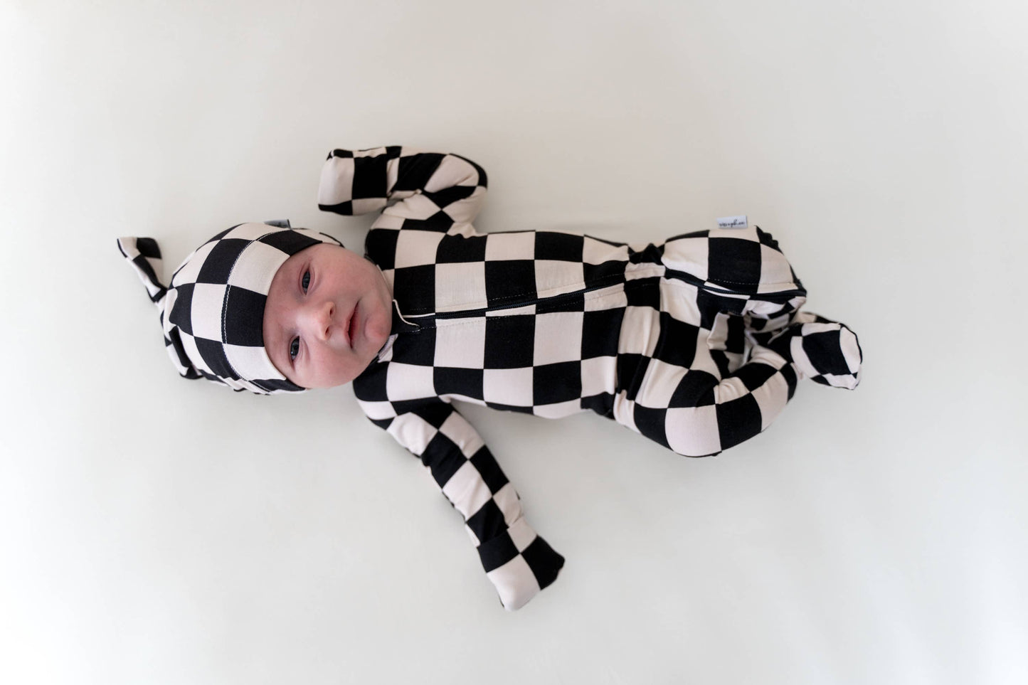Bamboo Footed Sleeper | Black Checkered