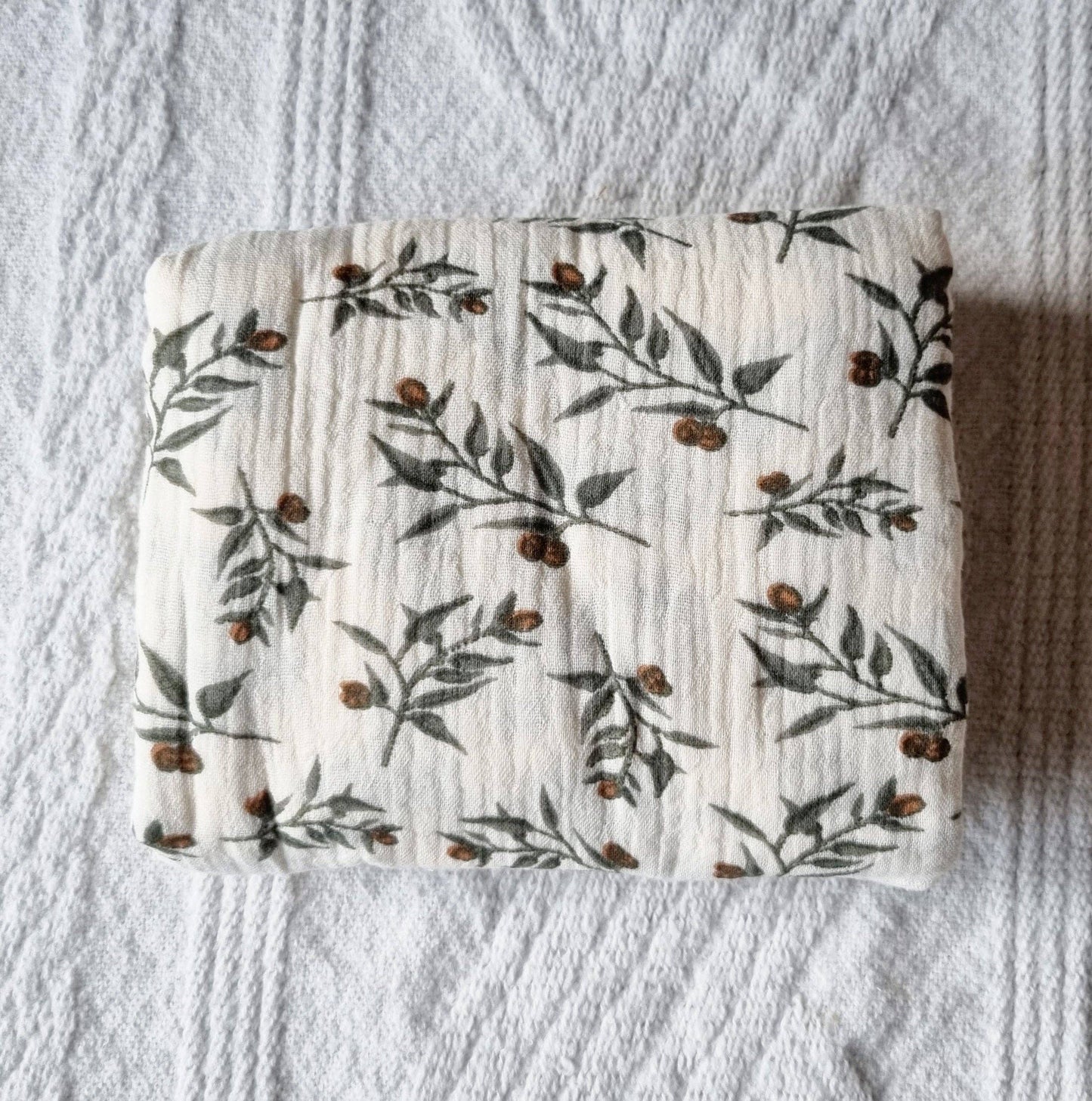 Muslin Swaddle - Beige with floral print 130x110cm