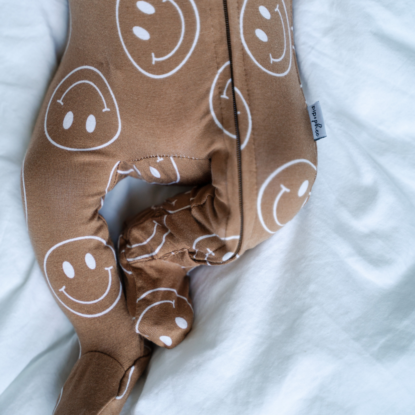 Bamboo Footed Sleepers | Prints: Boho Daisies / 6-9M