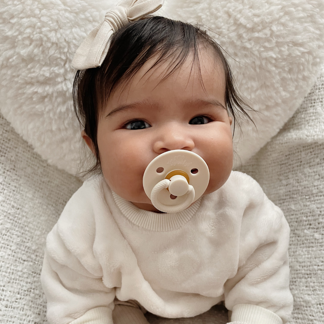 *New* Itzy Soother™ Natural Rubber Paci Sets: Glow 6-18 M