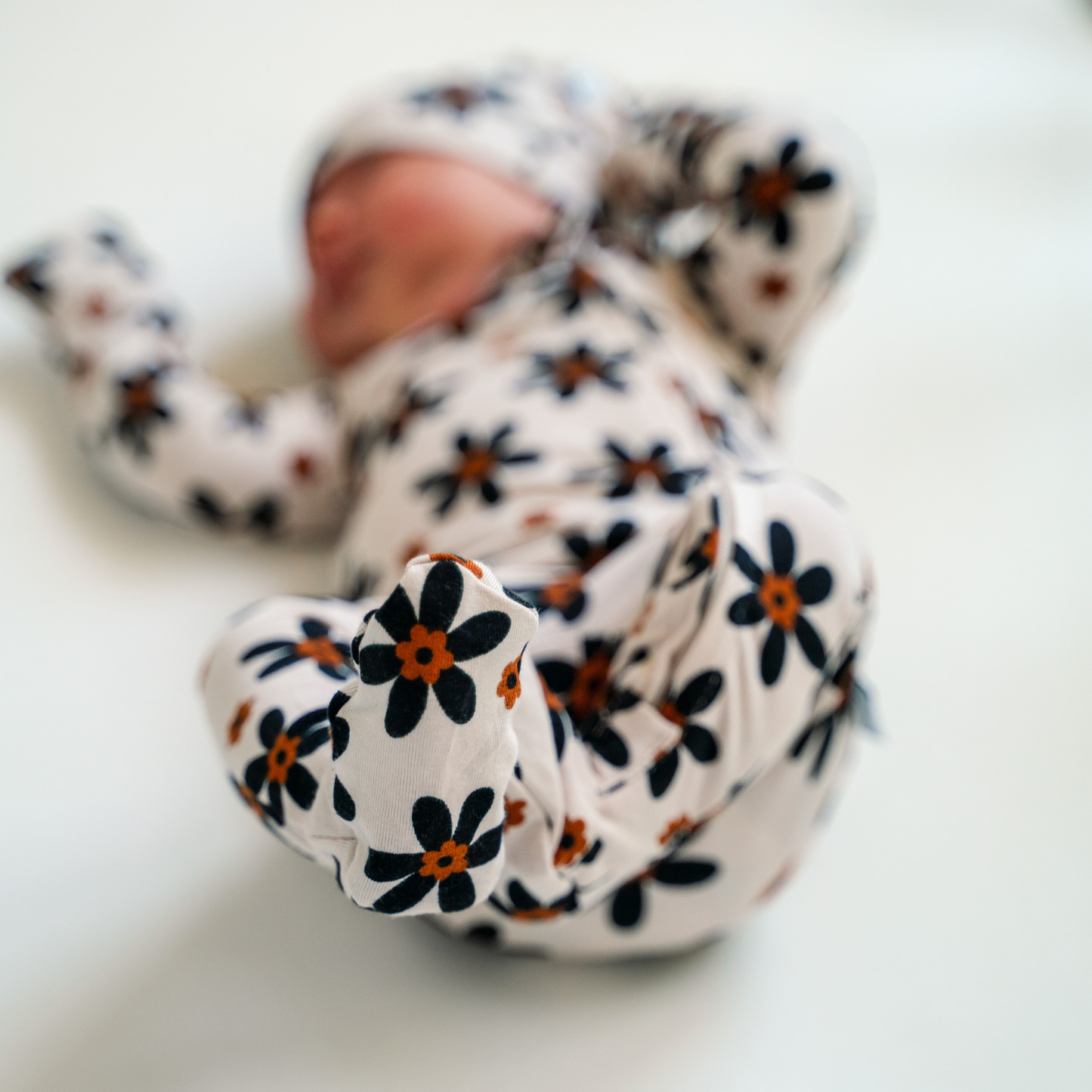 Bamboo Footed Sleepers | Prints: Boho Daisies / 6-9M