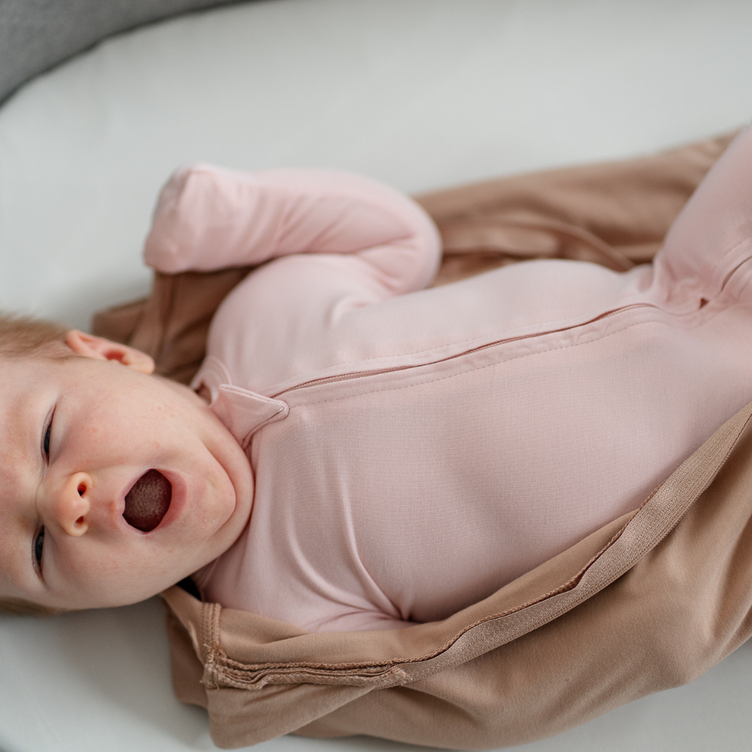Sleep Bag Swaddles: Cloud White