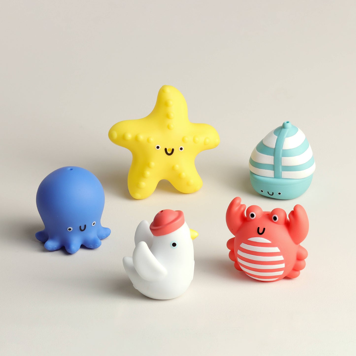 Itzy Bitzy Puppets™ - Bath + Storytelling Toys: Itzy Friends