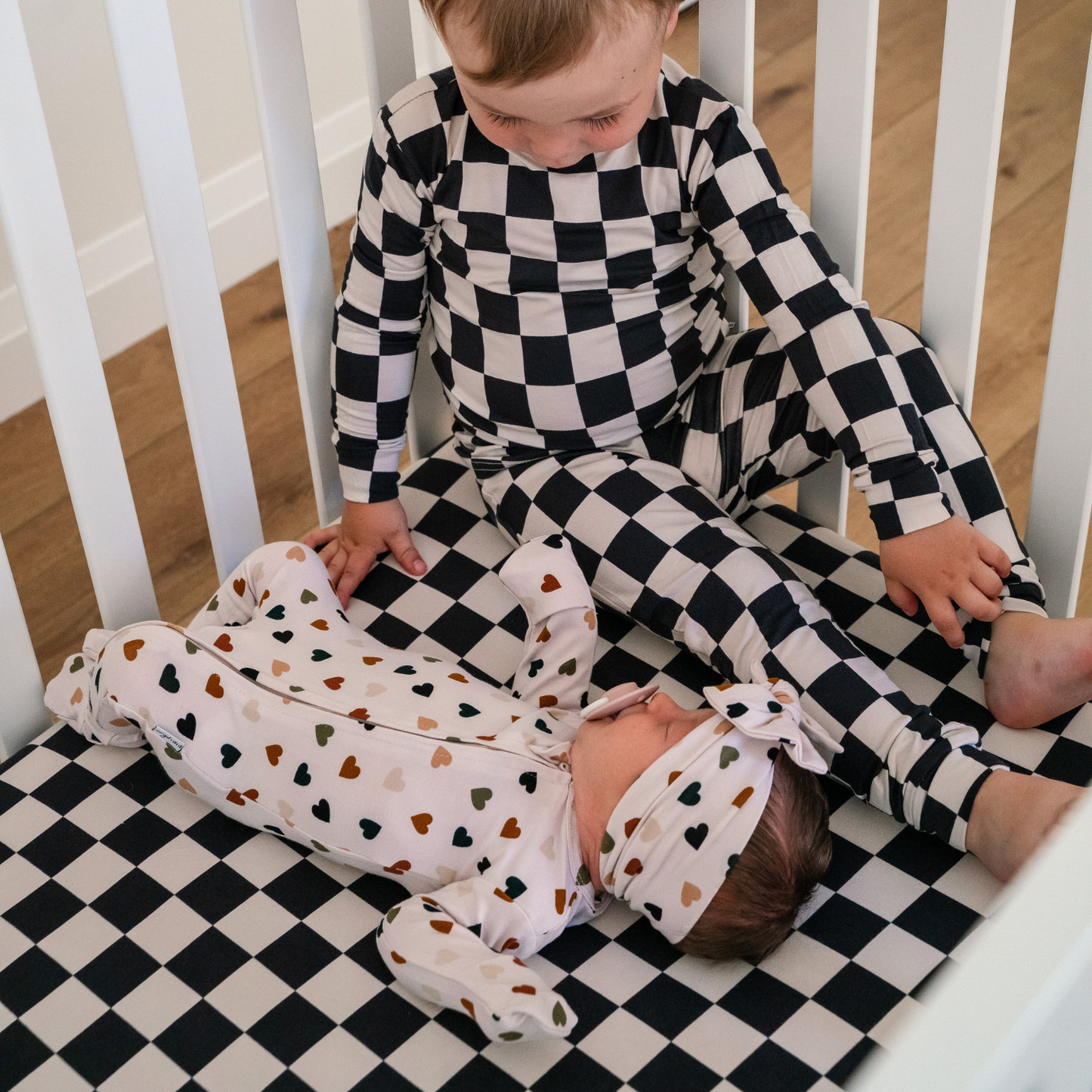 Bamboo Footed Sleepers | Prints: Boho Daisies / 6-9M