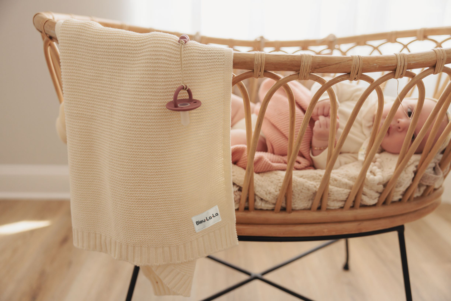 100% Organic Luxury Cotton Swaddle Receiving Baby Blanket: Mocha