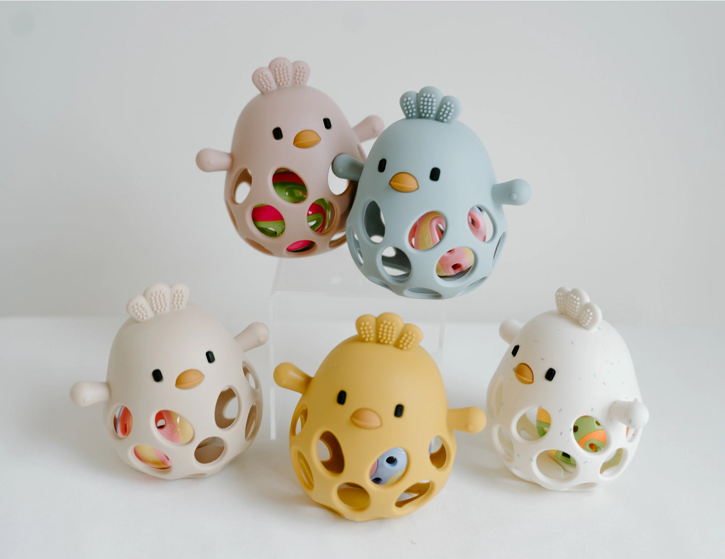 Clucky the Chew Buddy - Ivory